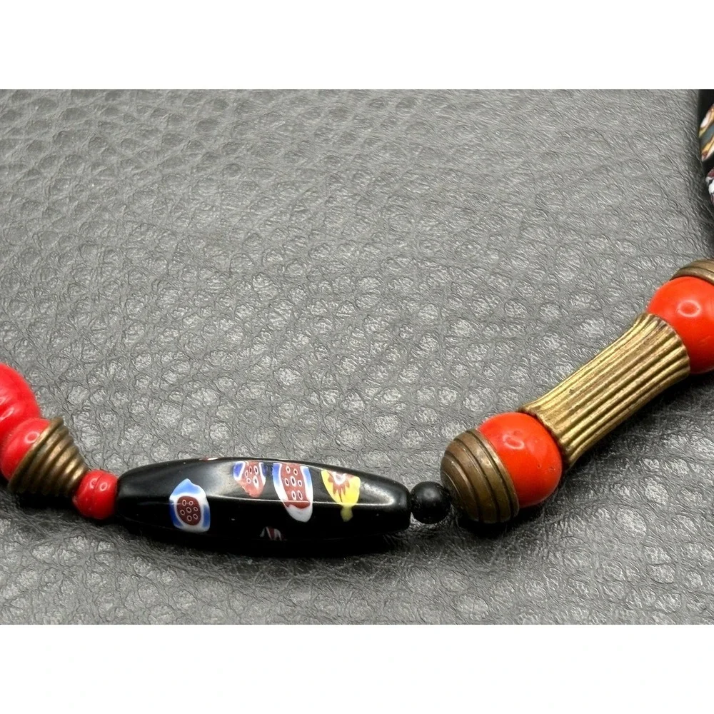 VINTAGE Venetian Red Black MURANO GLASS BEADS Art Deco Era Choker NECKLACE Boho
